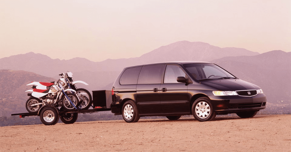 honda-odyssey-towing-dirtbikes